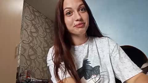 Anna online show from 07/28/26, 12:34