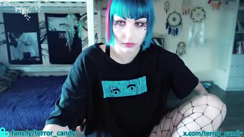 CRY BABY online show from 04/13/26, 09:48