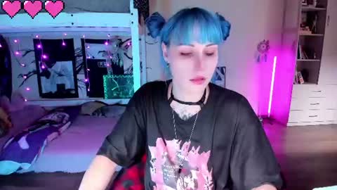 CRY BABY online show from 07/03/26, 08:15
