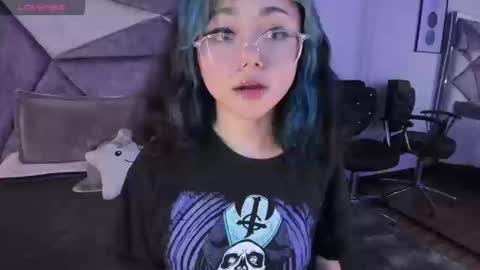 terumikitty online show from 09/10/25, 10:54