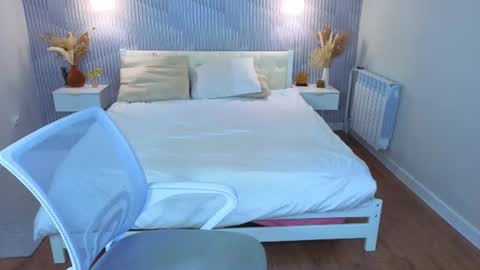 Tessa online show from 06/17/26, 05:14