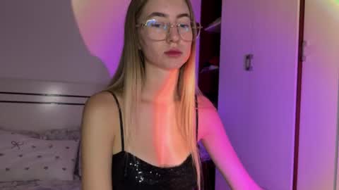 Snapshot of tessa_calmness chatting on 07/19/26, 05:11 tessa_calmness online show from 07/19/26, 05:11