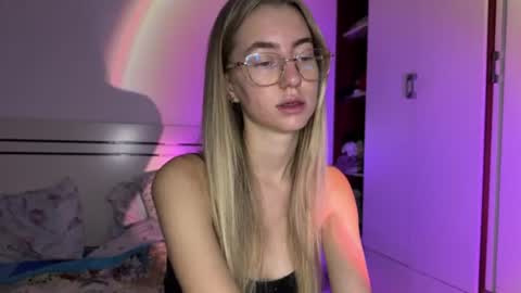 Snapshot of tessa_calmness chatting on 07/21/26, 02:47 tessa_calmness online show from 07/21/26, 02:47