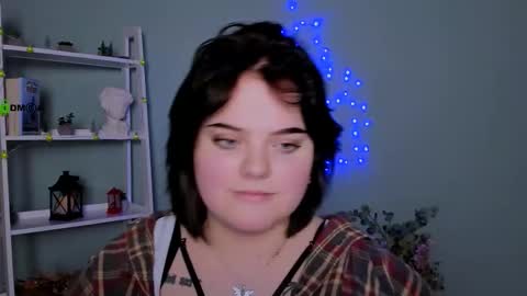 tessa_dream_ online show from 01/11/26, 07:41