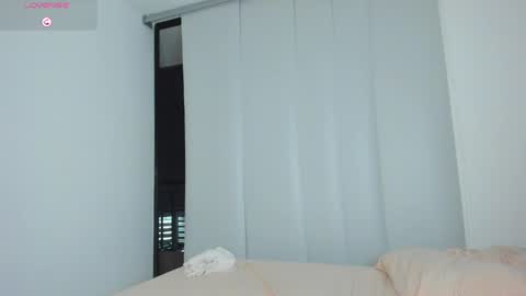 Tessa online show from 04/09/26, 12:43