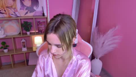tessa_shy_ online show from 05/25/26, 02:12