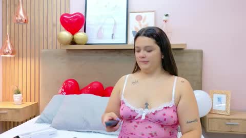 tessa stones online show from 02/25/26, 03:05