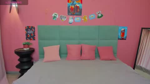 Tessa 3 online show from 09/24/25, 01:53