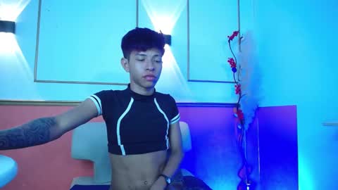 tessachains online show from 11/11/25, 02:33