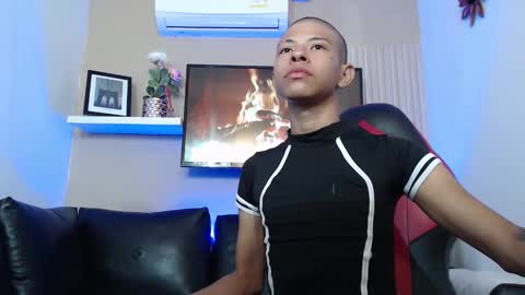 tessachains online show from 11/18/25, 12:09