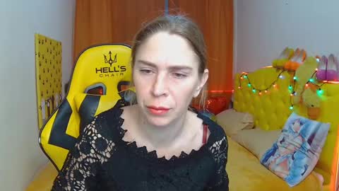Snapshot of tessadaybreak chatting on 03/01/25, 07:30 tessadaybreak online show from 03/01/25, 07:30
