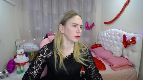 Snapshot of tessadaybreak chatting on 03/05/25, 01:50 tessadaybreak online show from 03/05/25, 01:50