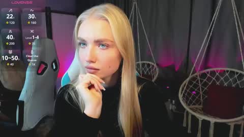 TessaHamilton online show from 11/25/25, 12:16