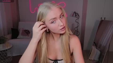 TessaHamilton online show from 03/07/26, 09:50