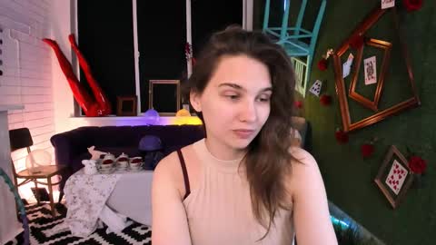 Tessa online show from 09/29/25, 05:23