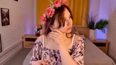 Snapshot of tessamill chatting on 05/19/26, 05:14 Tessa online show from 05/19/26, 05:14
