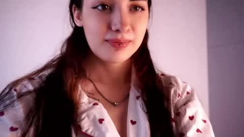 Tessa online show from 05/08/26, 07:14