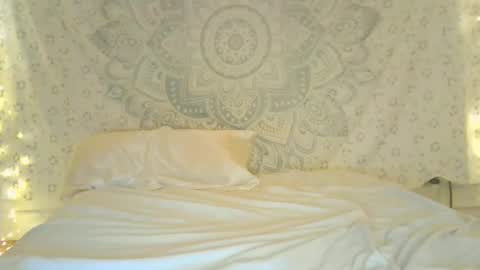 tessatempest online show from 11/12/25, 05:41