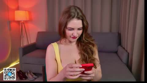 Snapshot of tesssahart chatting on 05/24/26, 02:11 TessaHart online show from 05/24/26, 02:11
