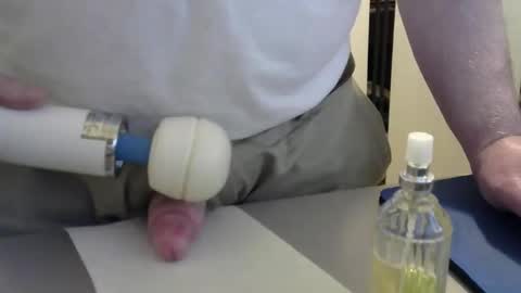 Test the Chat online show from 12/27/24, 02:25