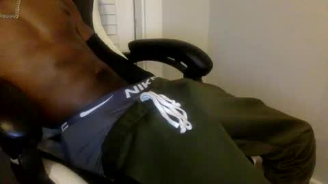 Snapshot of tevvdaren chatting on 11/25/25, 04:45 tevvdaren online show from 11/25/25, 04:45