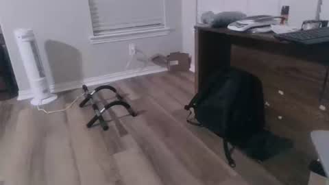 Snapshot of texansm chatting on 02/07/25, 12:31 Texan online show from 02/07/25, 12:31