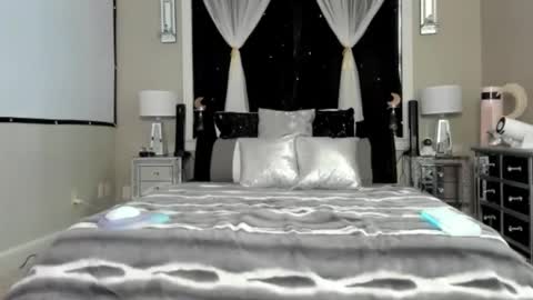 peachy online show from 12/01/25, 05:29