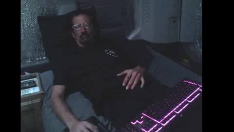 texaswildman78 online show from 01/01/25, 07:41