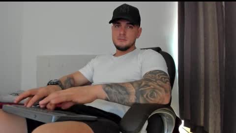 teylor creed online show from 11/23/25, 06:08