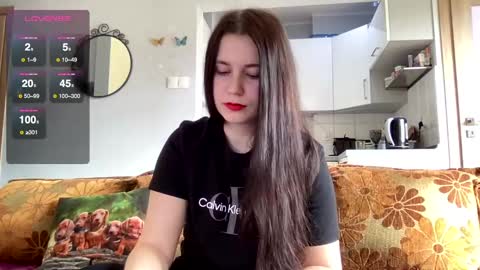Snapshot of teylor_l chatting on 02/25/25, 12:24 Teylor online show from 02/25/25, 12:24