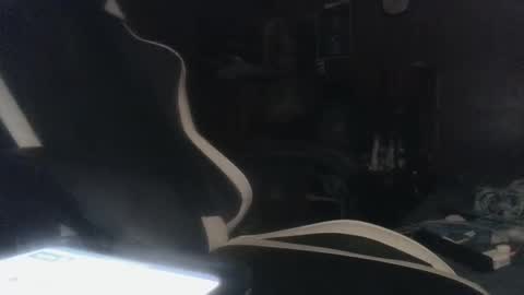 Snapshot of tezo88 chatting on 03/04/25, 08:35 tezo88 online show from 03/04/25, 08:35