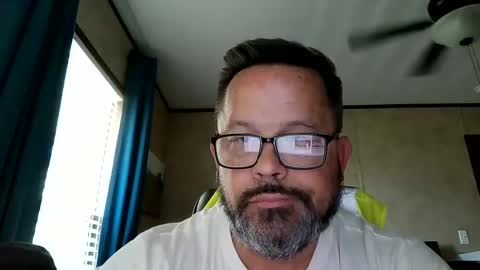 tgchkn86 online show from 09/26/25, 06:12