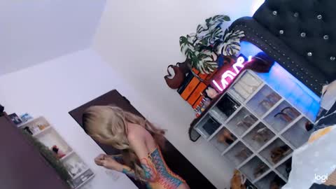 Itsme tgirlAdele online show from 03/06/25, 03:46
