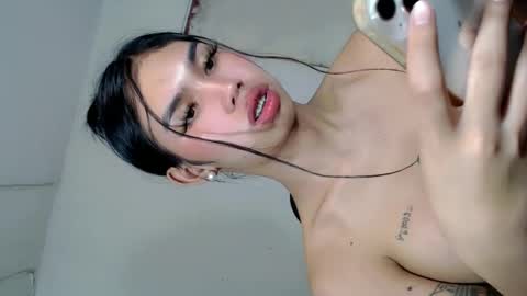 Luna online show from 02/04/25, 08:49