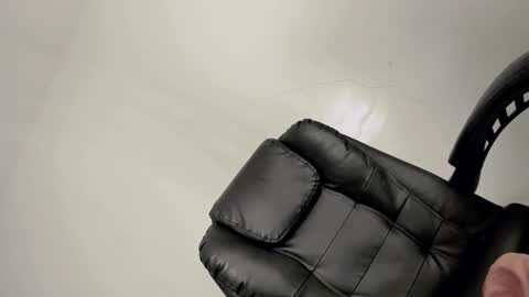 Luna online show from 03/26/26, 10:54