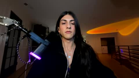 babygirlmami online show from 02/18/26, 08:10