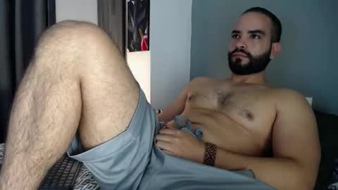 Snapshot of th1ago828986 chatting on 02/27/26, 02:33 th1ago828986 online show from 02/27/26, 02:33