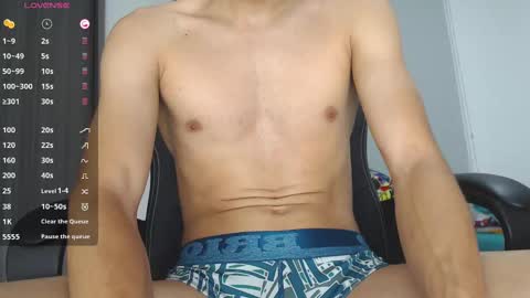 Snapshot of th_russ chatting on 03/07/25, 12:34 INSTAGRAM Th1rss online show from 03/07/25, 12:34