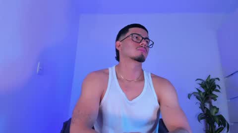 Snapshot of thadeo_king chatting on 05/09/26, 02:06 thadeo_king online show from 05/09/26, 02:06