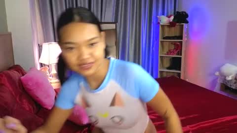 AbbieThai  online show from 11/14/25, 01:43