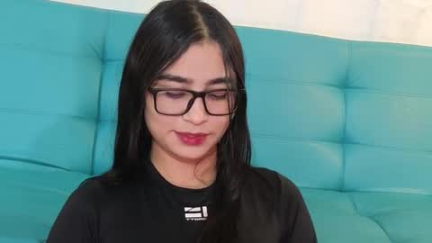 thalia  online show from 12/30/24, 12:32