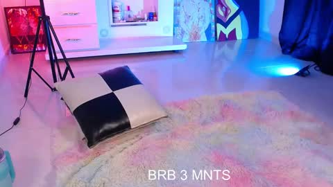 thalia  online show from 10/08/25, 11:02