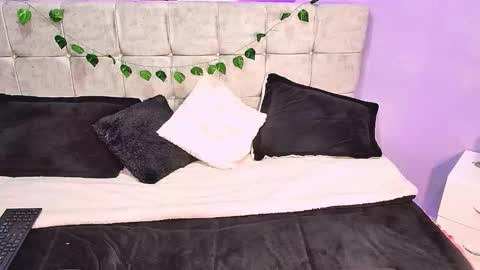 Thalia  online show from 01/31/26, 08:18