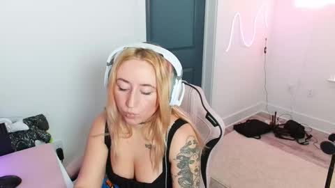 thaliacollinsss online show from 02/13/26, 04:47