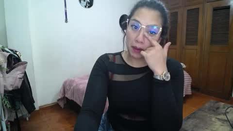    online show from 09/27/25, 06:18