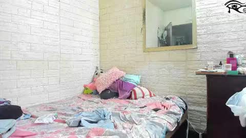 Thalia   online show from 01/17/26, 08:12