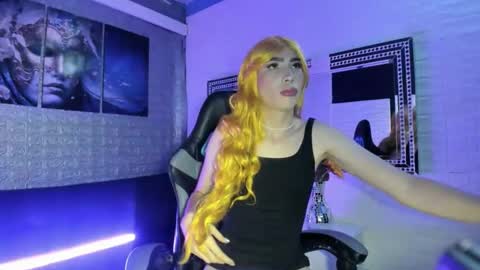 thamara_roberts online show from 04/18/26, 01:59
