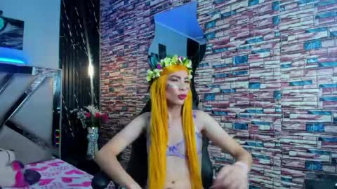 Snapshot of thamara_roberts chatting on 04/26/26, 01:20 thamara_roberts online show from 04/26/26, 01:20