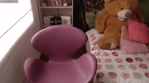   online show from 04/23/26, 06:43