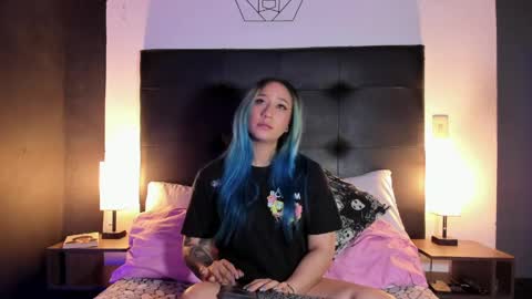 Thamy online show from 03/28/26, 01:16